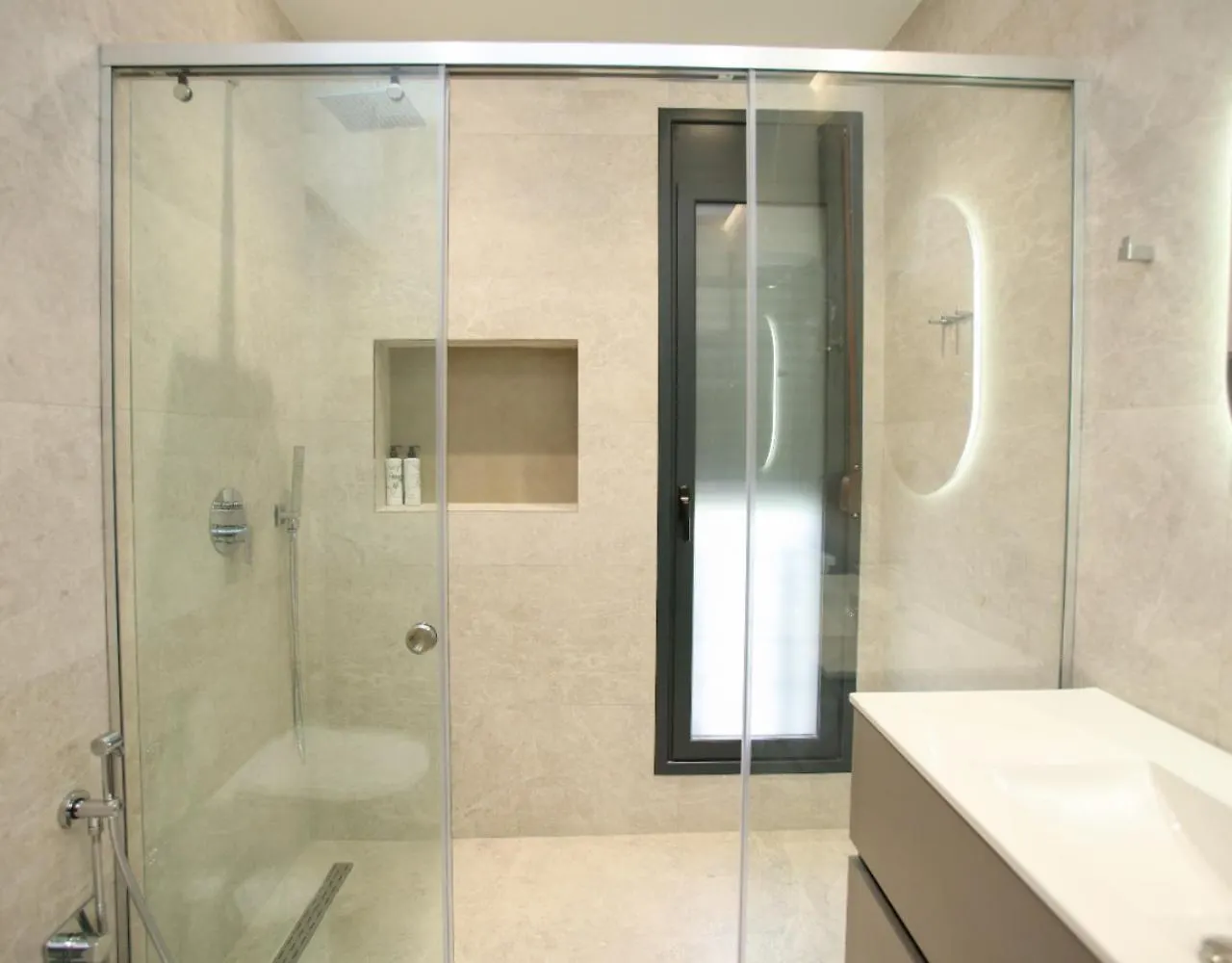 Gledors Luxury Apartments Vlore